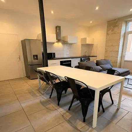 T5 Centre-ville Apartman Nîmes